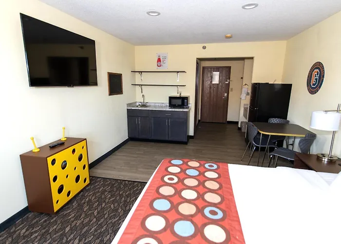 Super 8 By Wyndham