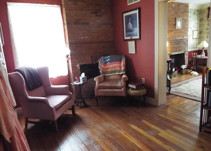 B&B only: The Tillie Pierce House Inn